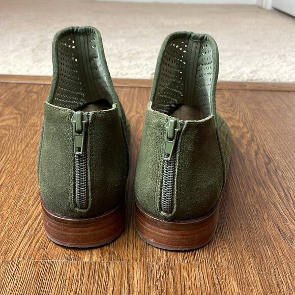 KELSI DAGGER Olive Green Faux Suede Cutout Booties Size 8 - Picture 5 of 6